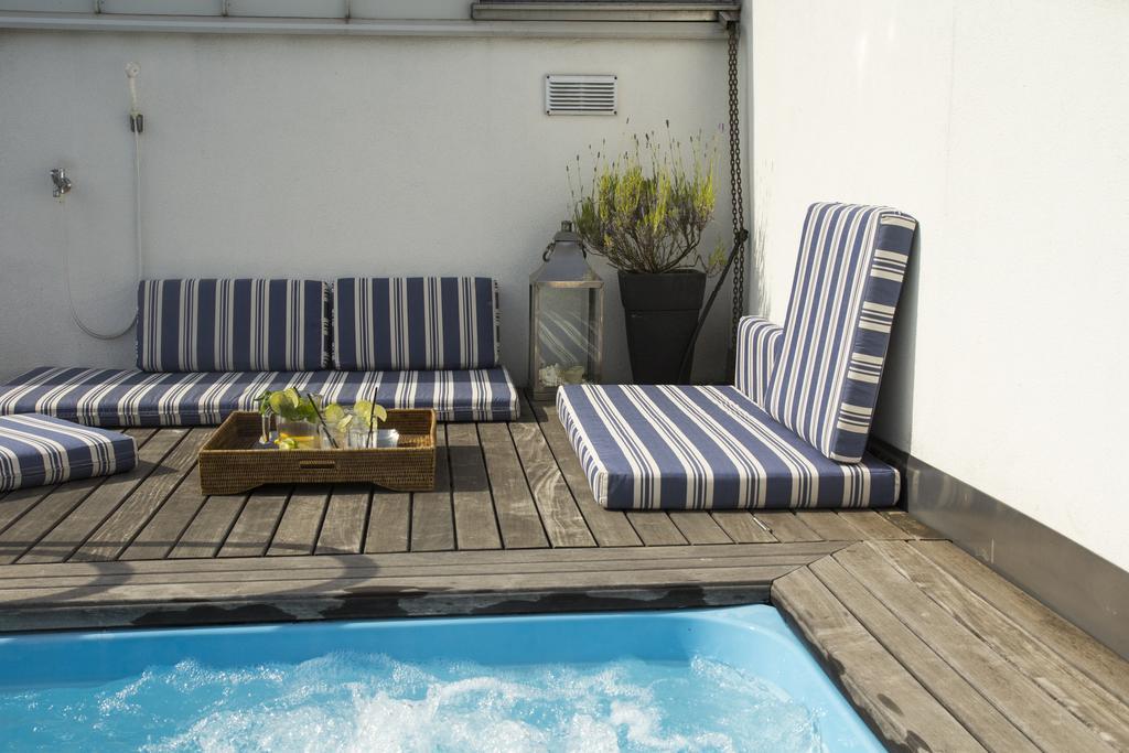 Pavi Apts Ljubljana - Private Rooftop Swimming Pool חדר תמונה
