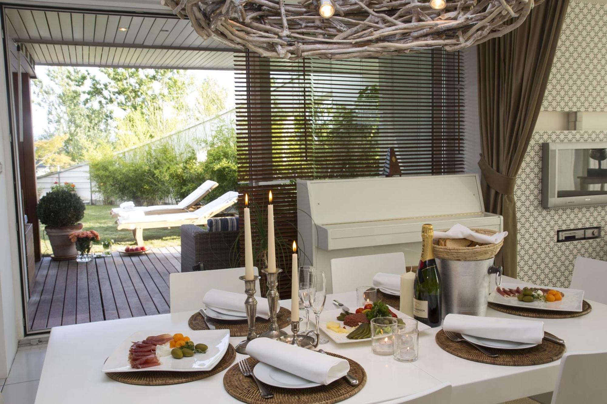 Pavi Apts Ljubljana - Private Rooftop Swimming Pool חדר תמונה