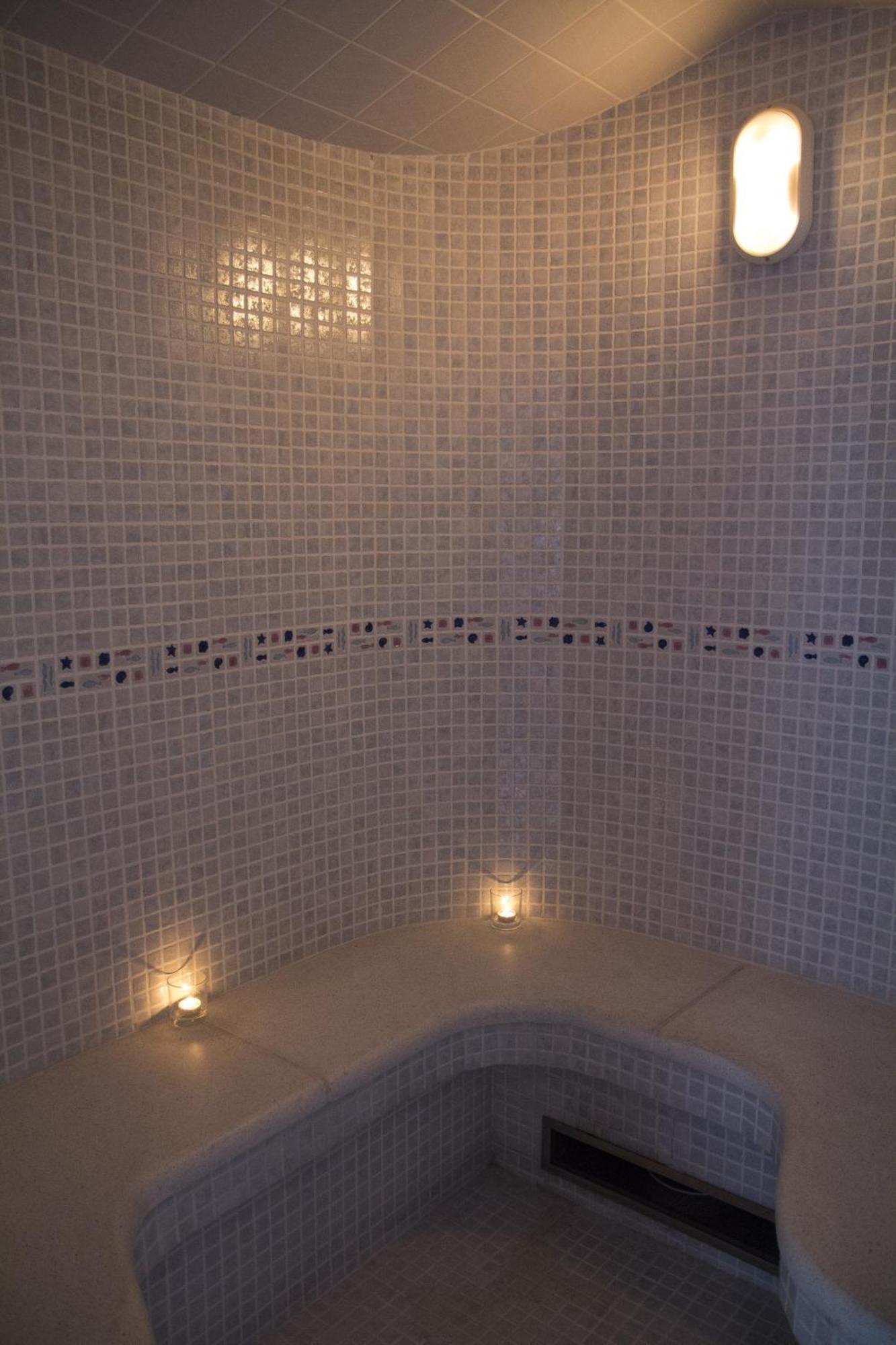 Pavi Apts Ljubljana - Private Rooftop Swimming Pool חדר תמונה