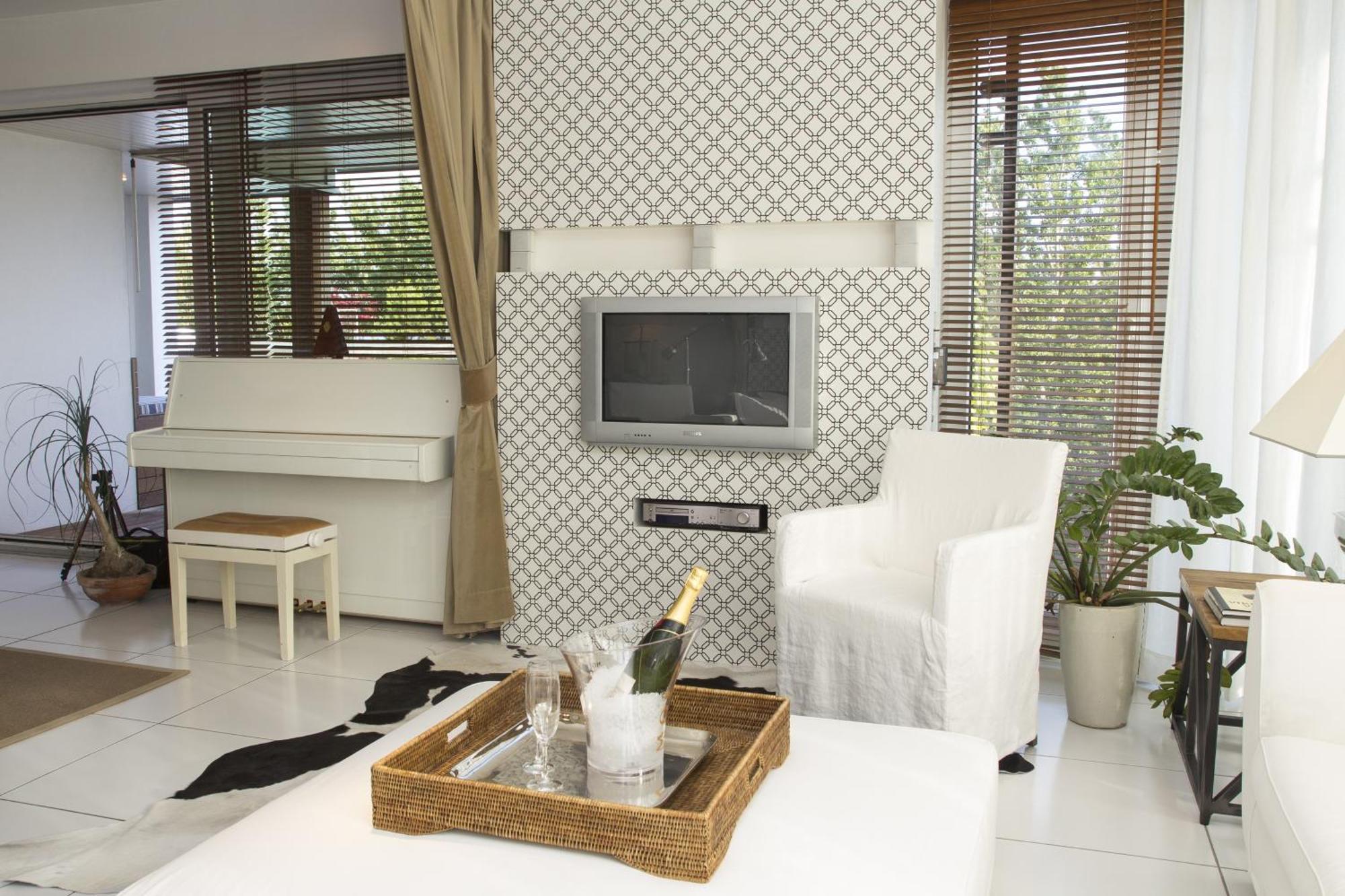 Pavi Apts Ljubljana - Private Rooftop Swimming Pool חדר תמונה