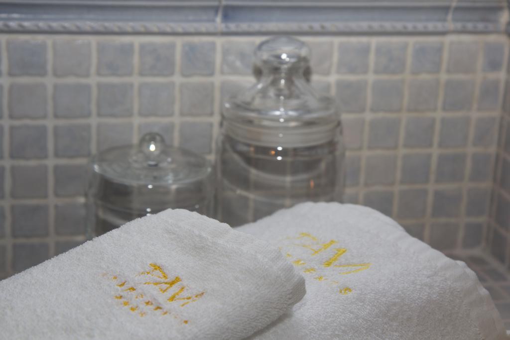 Pavi Apts Ljubljana - Private Rooftop Swimming Pool חדר תמונה