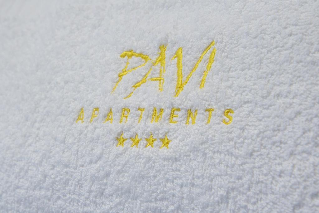 Pavi Apts Ljubljana - Private Rooftop Swimming Pool חדר תמונה